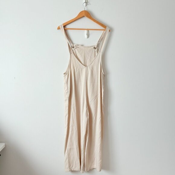Aritzia The Group by Babaton Calipso Jumpsuit Overalls Cream Size XS - Picture 8 of 10